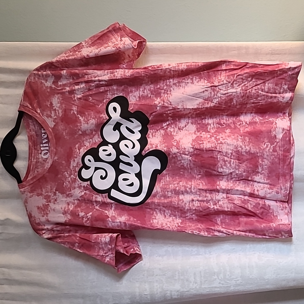 So loved graphic tee Oliver & Otis